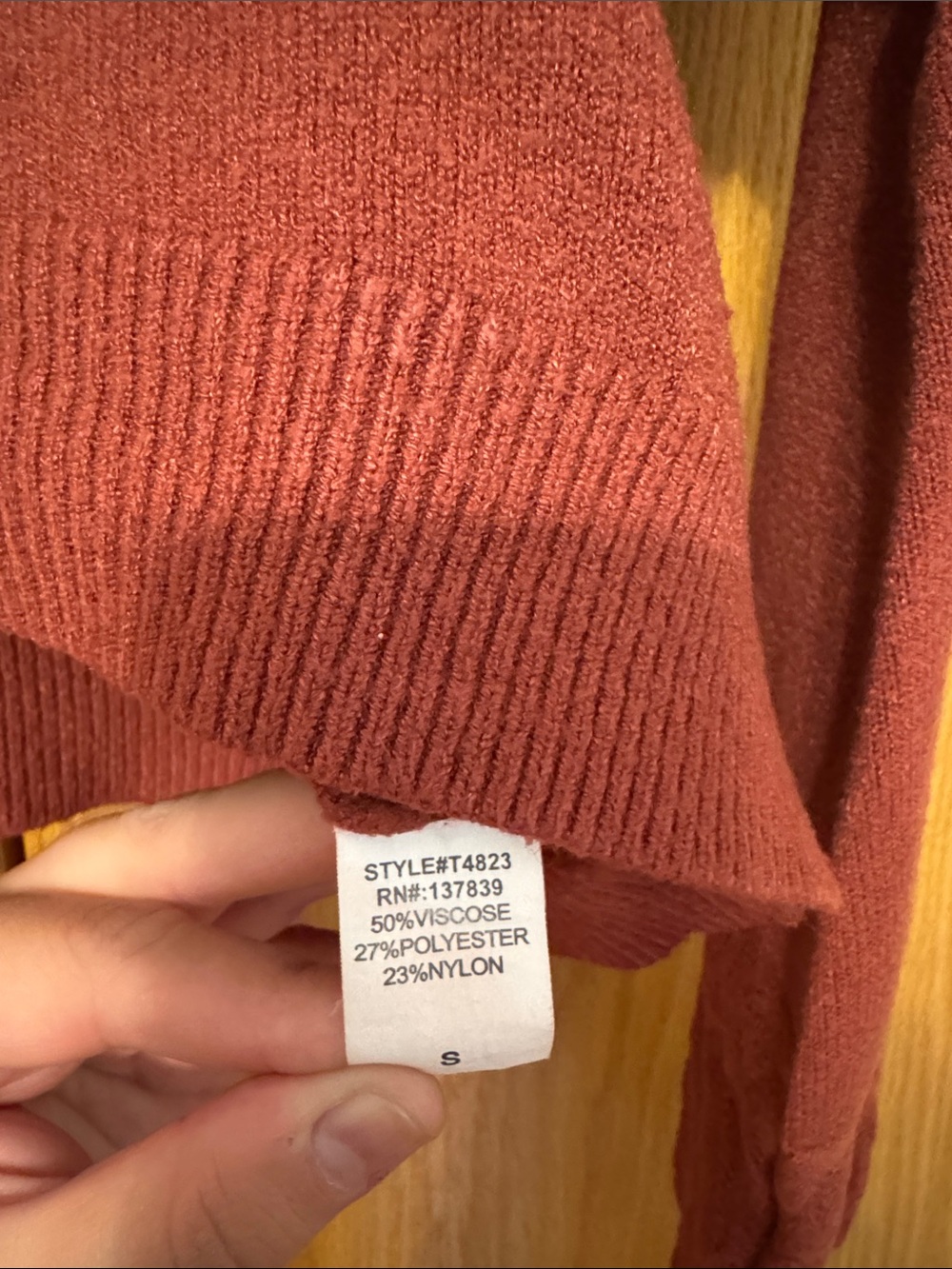 Cropped Long Sleeve Knit Top - Burgundy - Picture 3 of 4